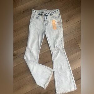 NWT risen jeans 9/28
